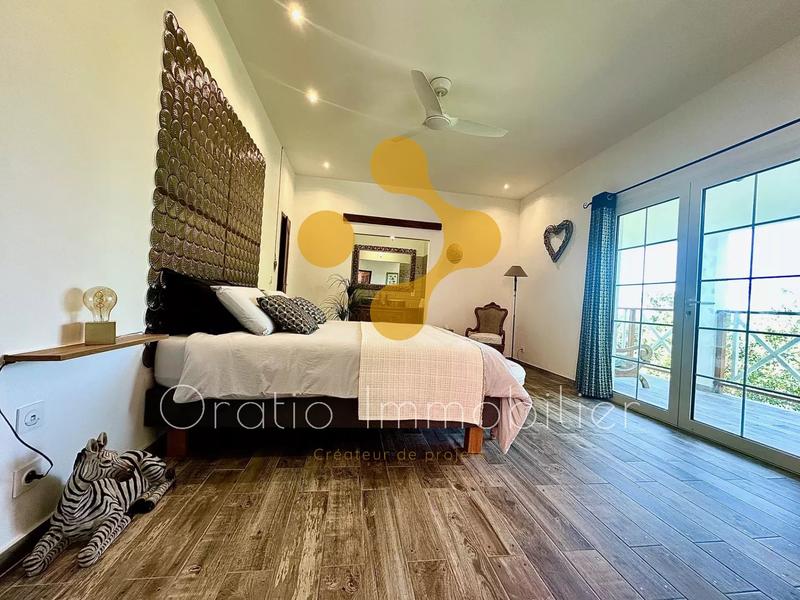 Maison - 157 m² - 6 pièces