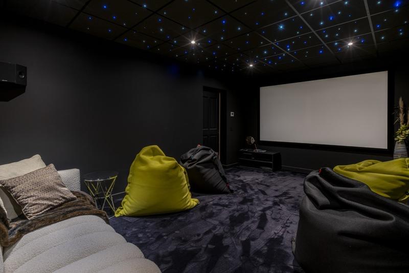 Villa - 420 m² - 8 pièces