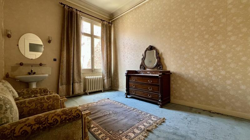 Appartement - 131 m² - 6 pièces