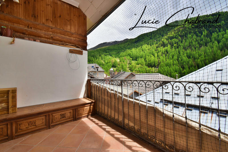 Maison - 77 m² - 5 pièces