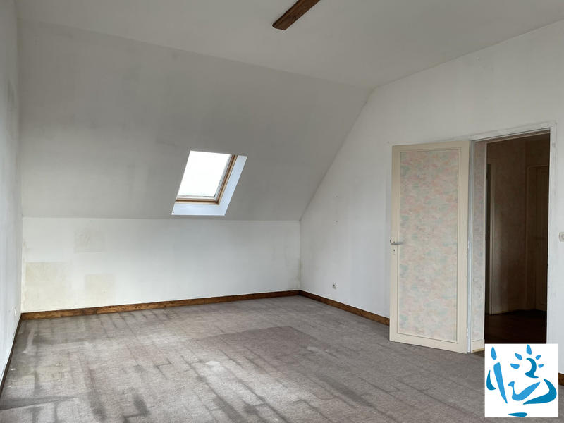 Maison - 191 m² - 7 pièces