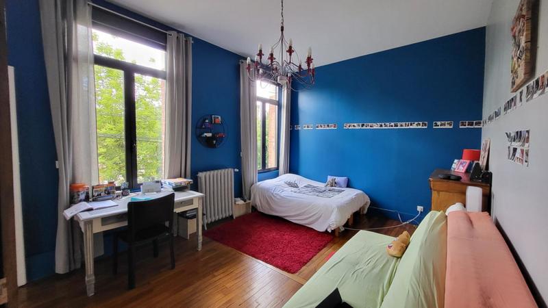 Maison - 326 m² - 8 pièces