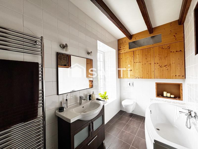 Maison - 191 m² - 8 pièces