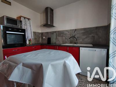 Maison - 98 m² - 5 pièces