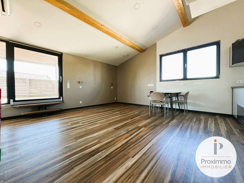 Bureau - 143 m² - 5 pièces