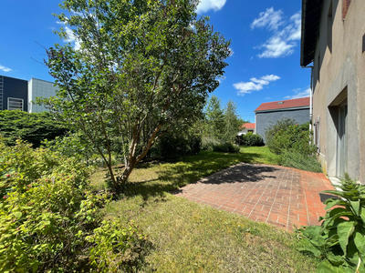 Maison - 160 m² - 8 pièces