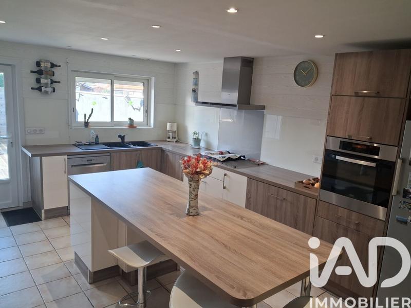 Maison - 149 m² - 7 pièces