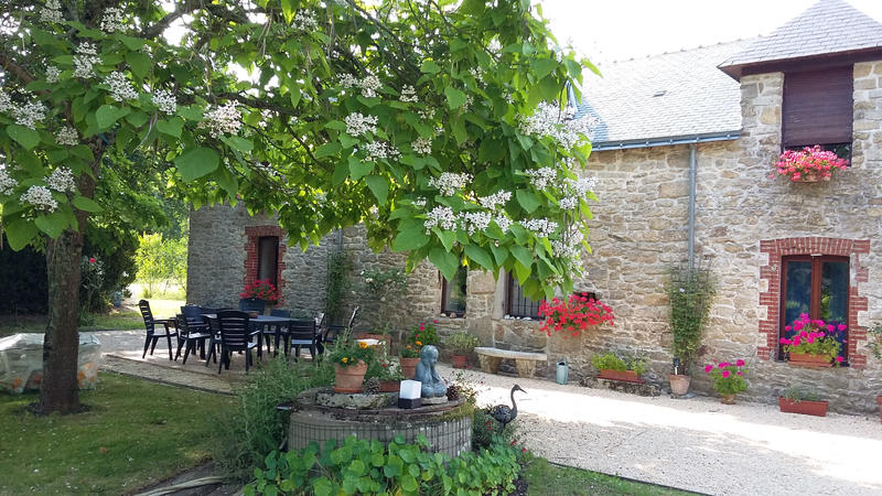 Maison - 224 m² - 9 pièces