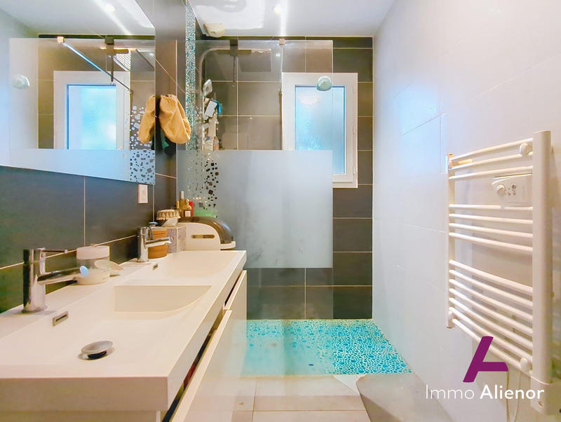 Maison - 91 m² - 4 pièces