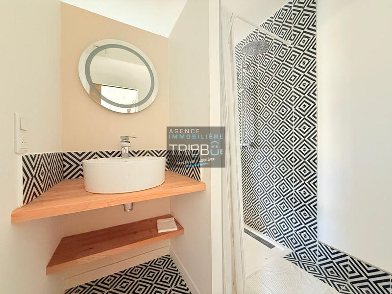 Appartement - 107 m² - 3 pièces