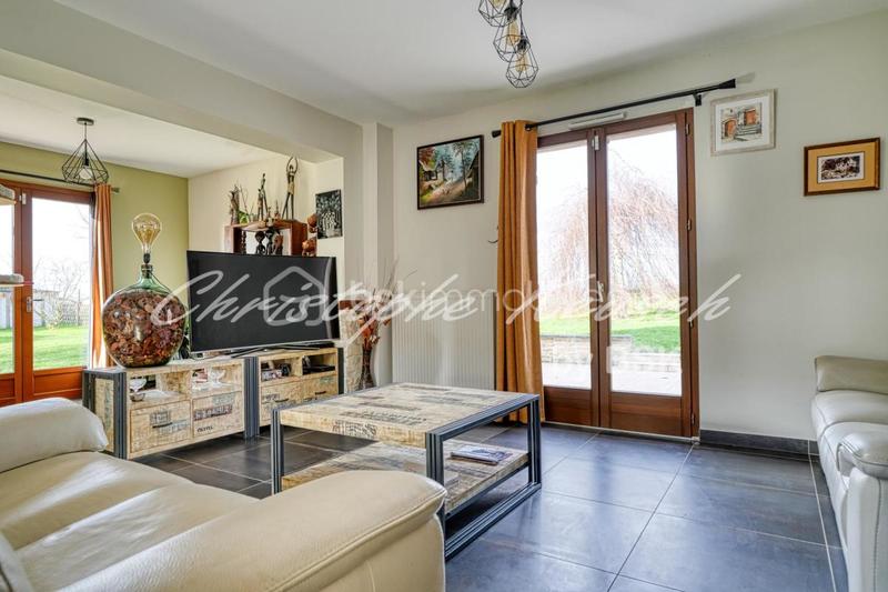 Maison - 180 m² - 7 pièces