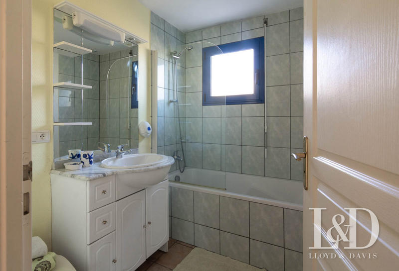 Maison contemporaine - 204 m² - 6 pièces