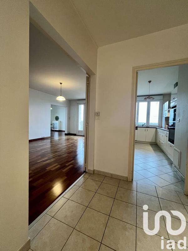 Appartement - 96 m² - 3 pièces