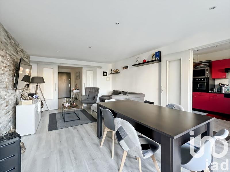 Appartement - 94 m² - 4 pièces