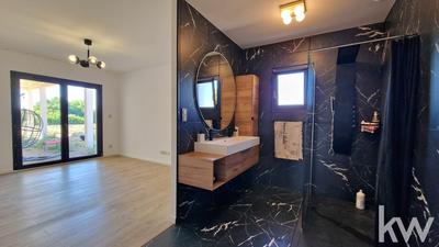 Maison - 176 m² - 6 pièces