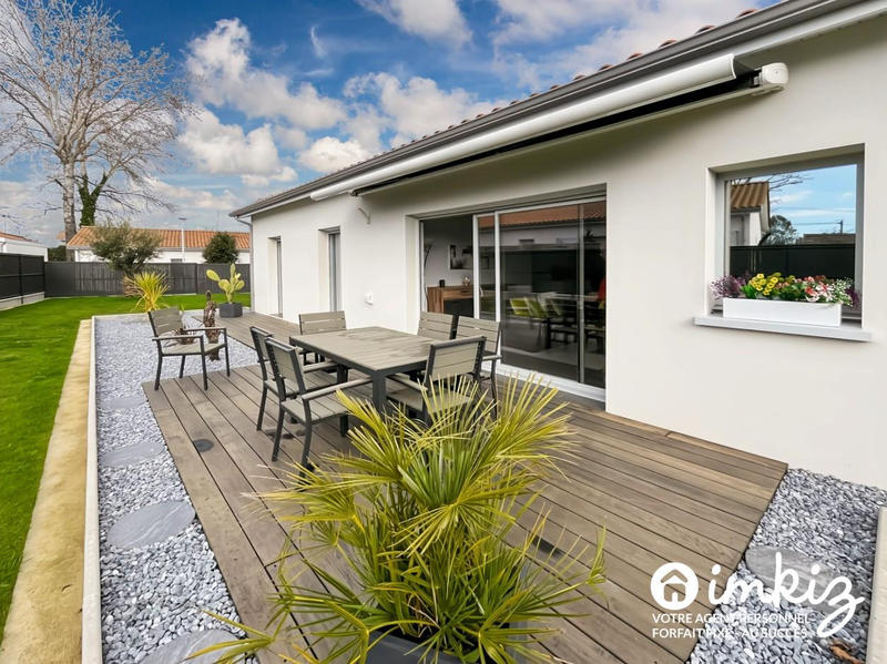 Maison - 93 m² - 4 pièces