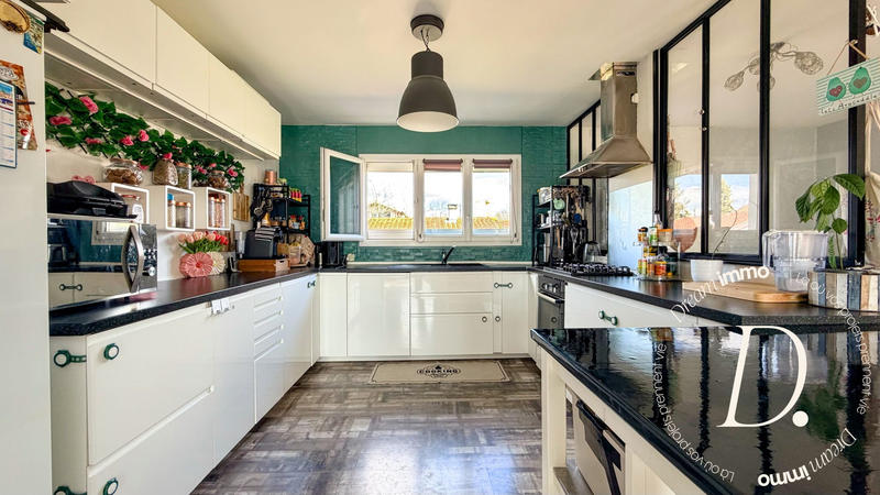 Maison - 114 m² - 5 pièces