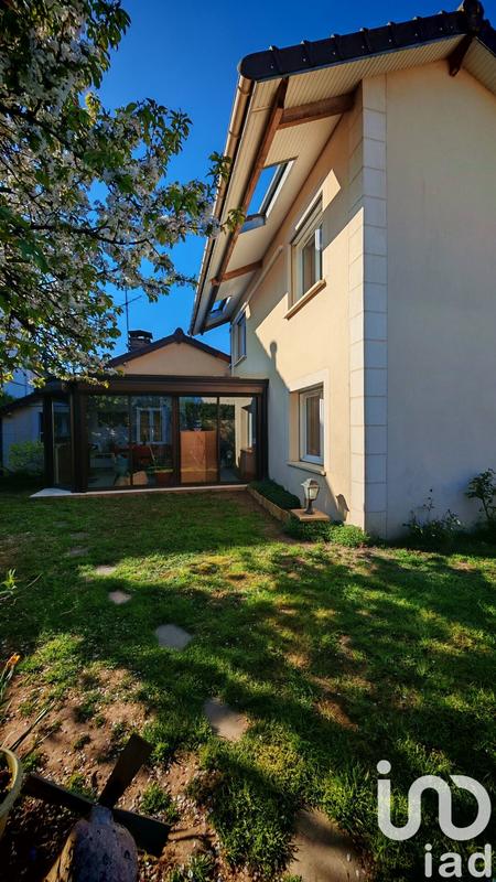 Maison - 134 m² - 8 pièces