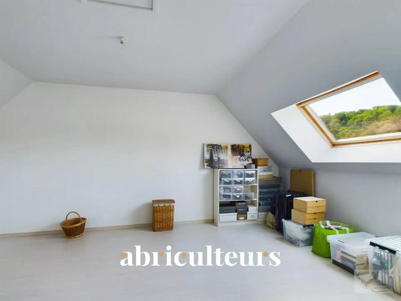Maison - 152 m² - 6 pièces
