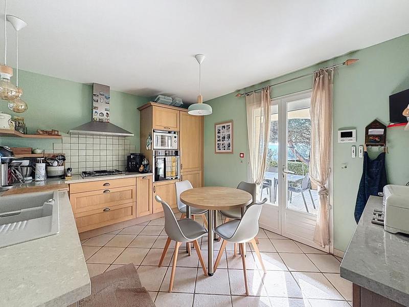 Villa - 310 m² - 5 pièces