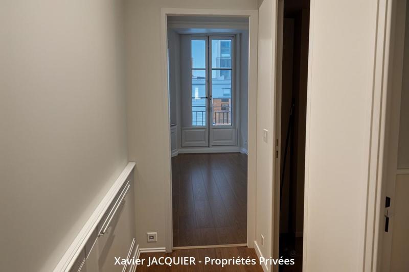 Appartement - 90 m² - 3 pièces