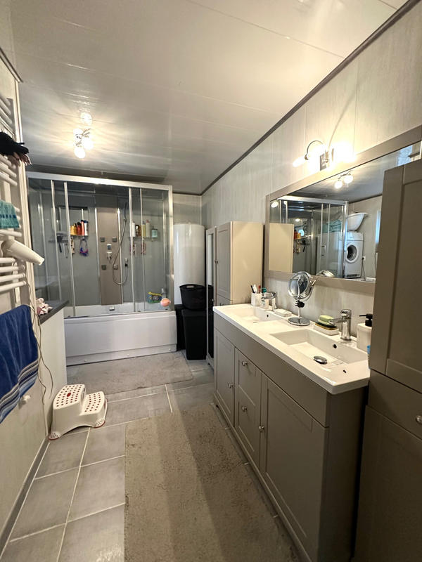 Maison - 133 m² - 6 pièces