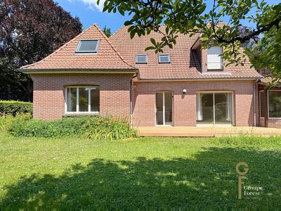 Maison - 163 m² - 6 pièces