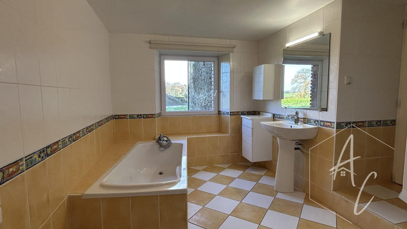 Maison - 157 m² - 6 pièces