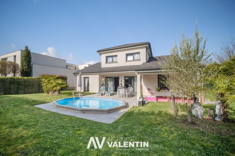 Maison - 142 m² - 6 pièces