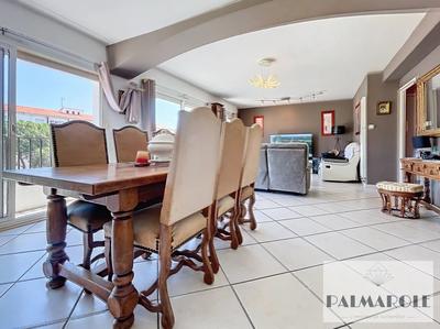 Appartement - 85 m² - 4 pièces