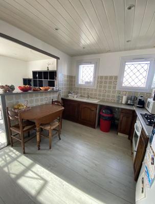 Maison - 150 m² - 8 pièces