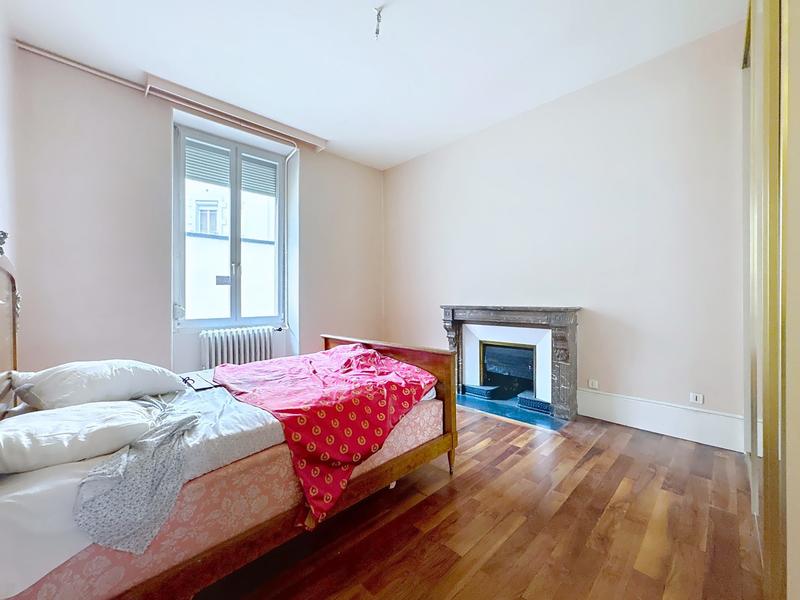 Appartement - 81 m² - 3 pièces