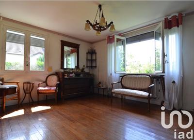 Maison - 88 m² - 5 pièces