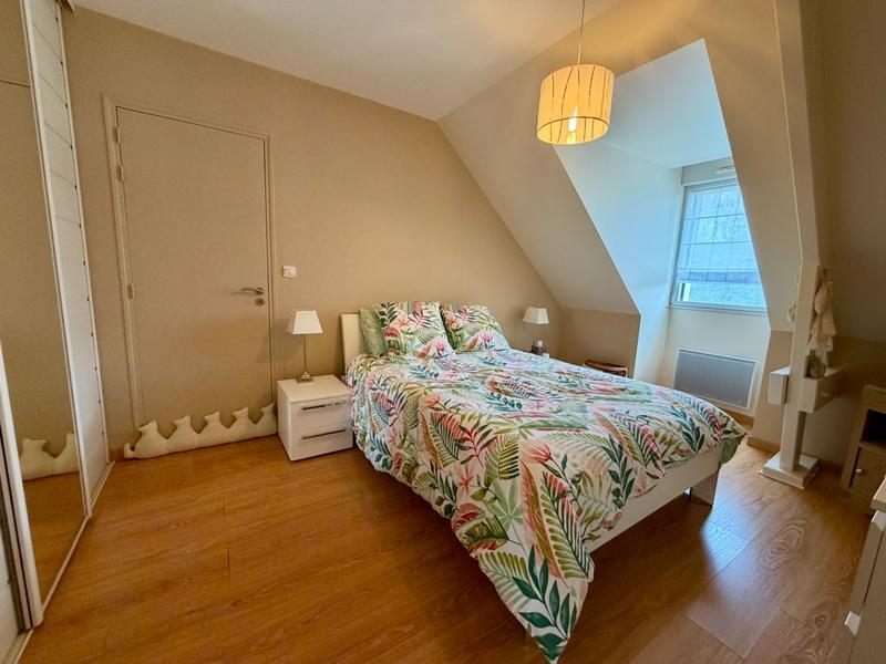 Maison - 167 m² - 8 pièces