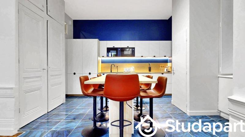 Chambre - 13 m² - 1 pièce