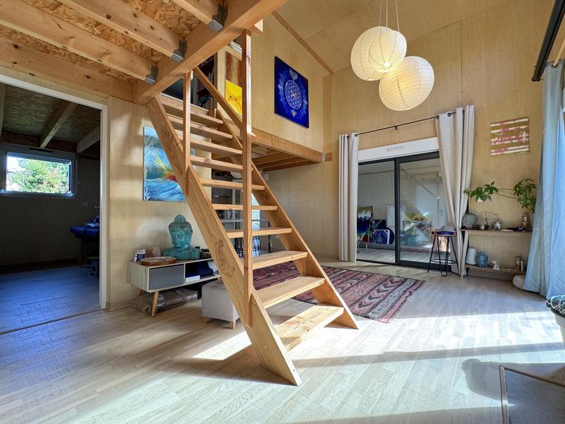 Maison - 84 m² - 4 pièces