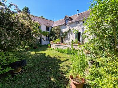 Corps de ferme - 194 m² - 9 pièces