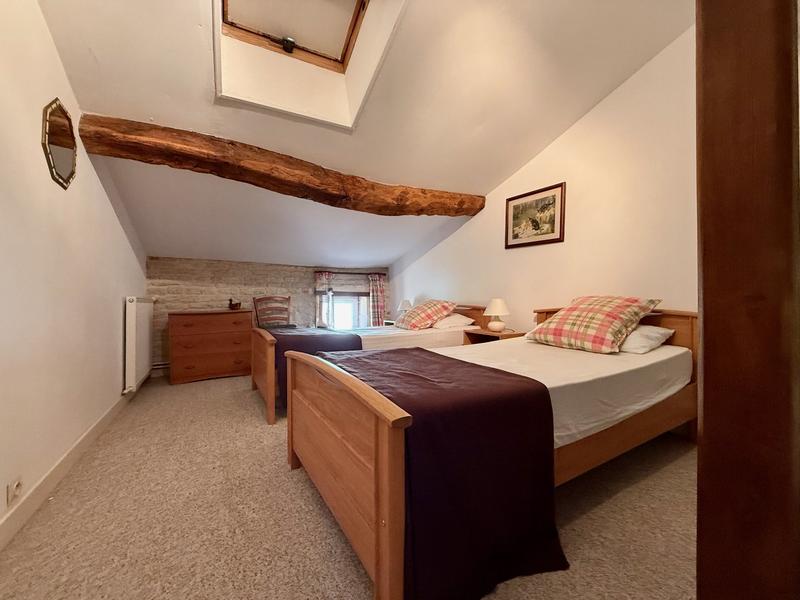 Maison - 324 m² - 14 pièces