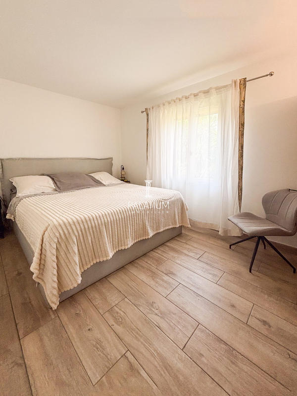 Villa - 150 m² - 6 pièces