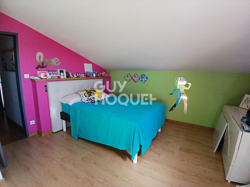 Maison - 250 m² - 6 pièces