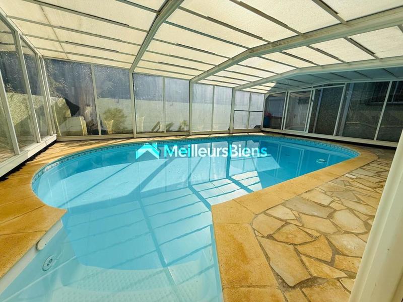 Maison - 167 m² - 7 pièces