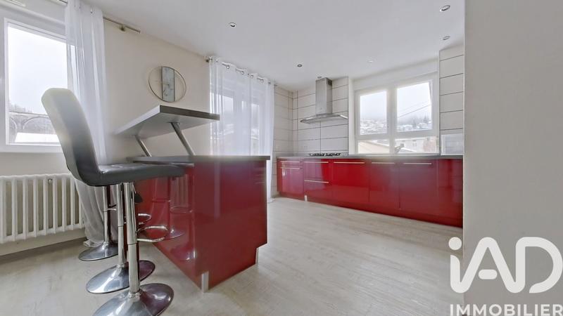 Maison - 211 m² - 8 pièces