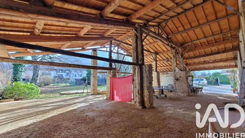 Maison - 207 m² - 7 pièces