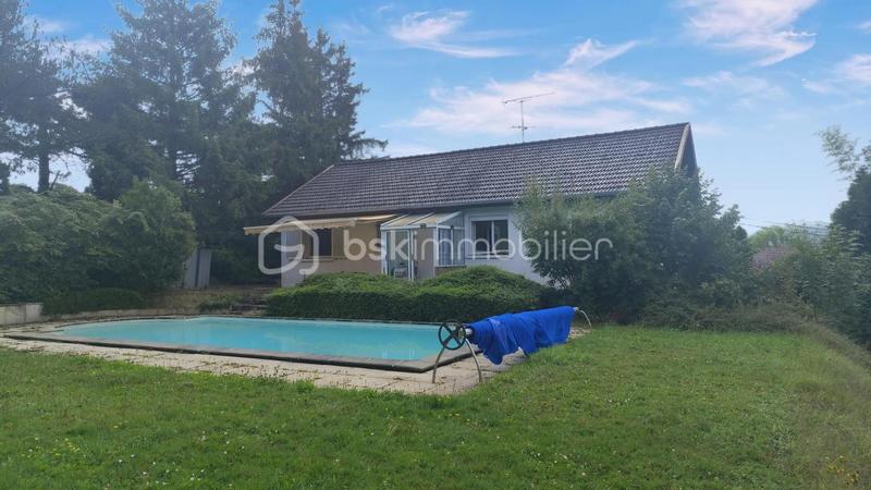 Maison traditionnelle - 147 m² - 5 pièces