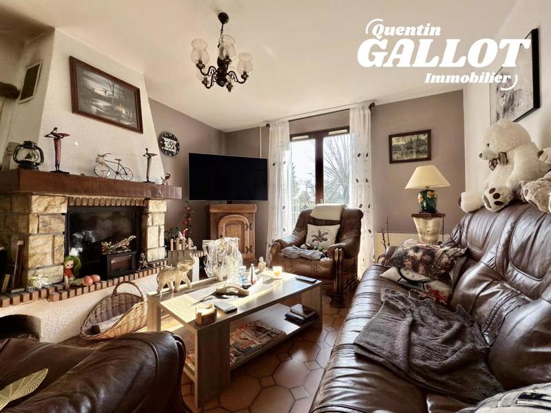 Maison - 90 m² - 4 pièces