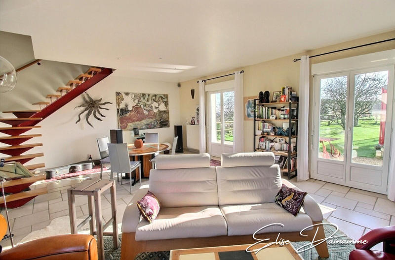 Maison - 158 m² - 6 pièces