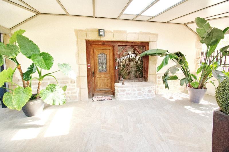 Maison - 178 m² - 6 pièces