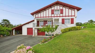 Maison - 156 m² - 4 pièces