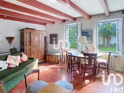 Maison - 195 m² - 8 pièces