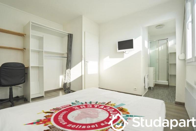 Chambre - 15 m² - 1 pièce